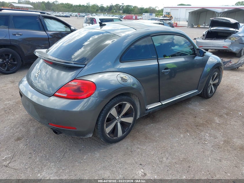 2012 Volkswagen Beetle 2.0T Turbo