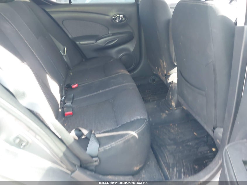 2016 NISSAN VERSA auction photo 8