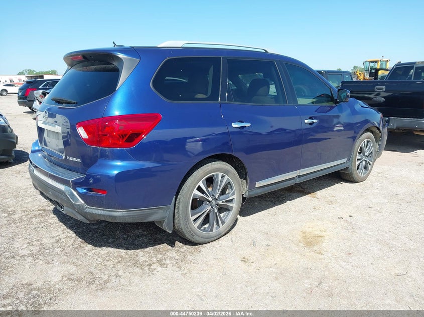 2017 Nissan Pathfinder Platinum