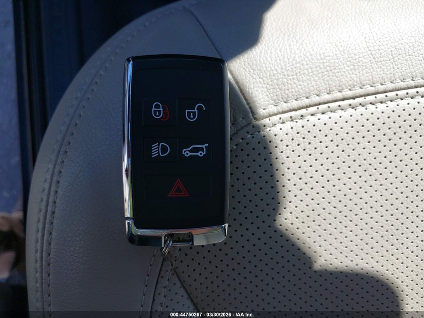 2024 Land Rover Defender 130 P400 S VIN: SALEJFEU5R2293972 Lot: 44750267