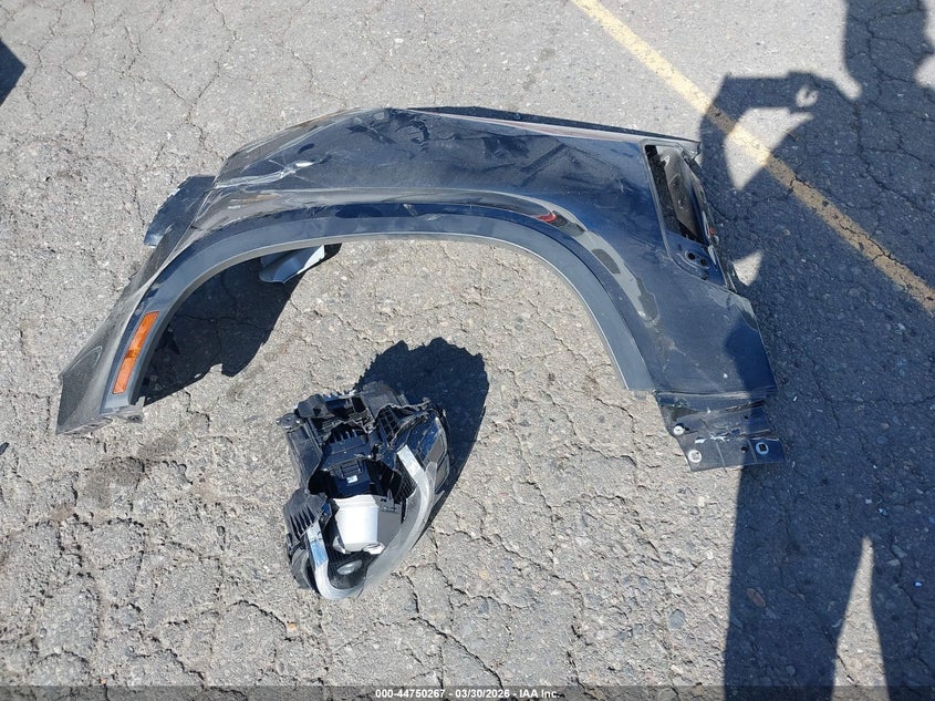 2024 Land Rover Defender 130 P400 S VIN: SALEJFEU5R2293972 Lot: 44750267