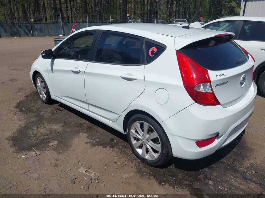 2012 Hyundai Accent Se