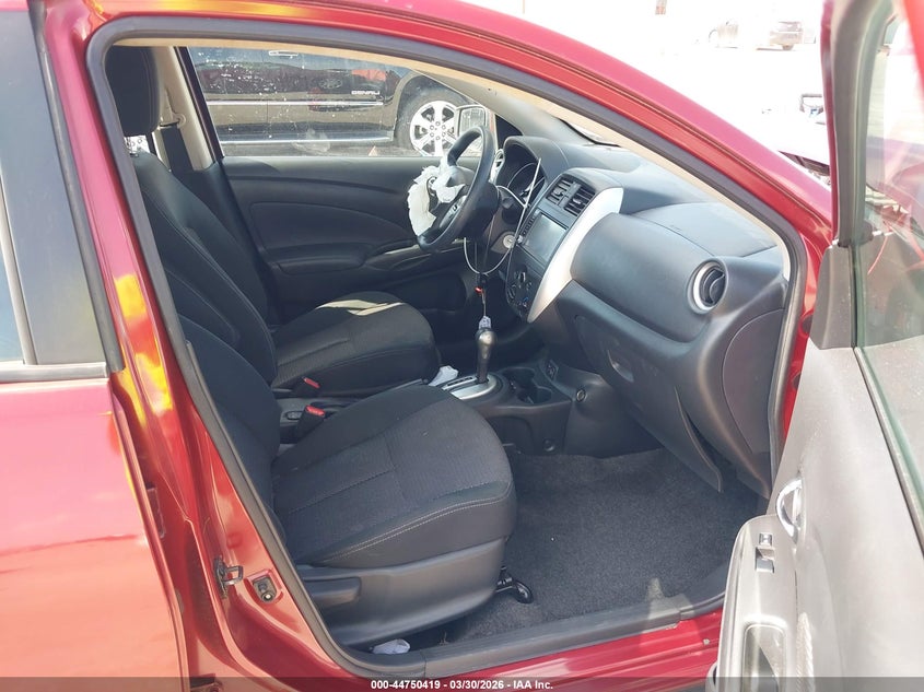 2019 Nissan Versa 1.6 Sv