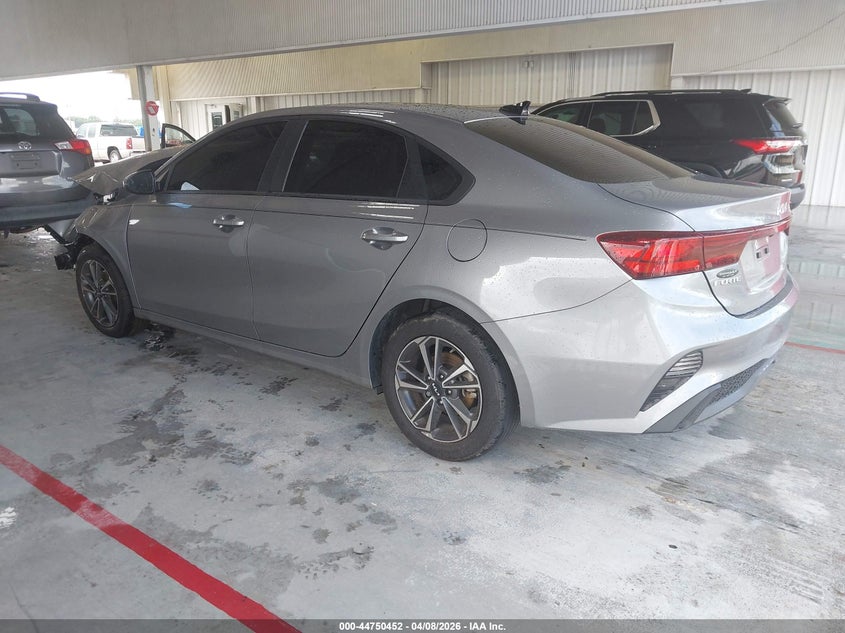 Vin: 3kpf24ad7pe682602, lot: 45247647, kia forte lxs 20233