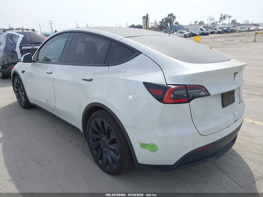 Vin: 5yjygdee0mf068638, lot: 45247693, tesla model y long range dual motor all-wheel drive 20213