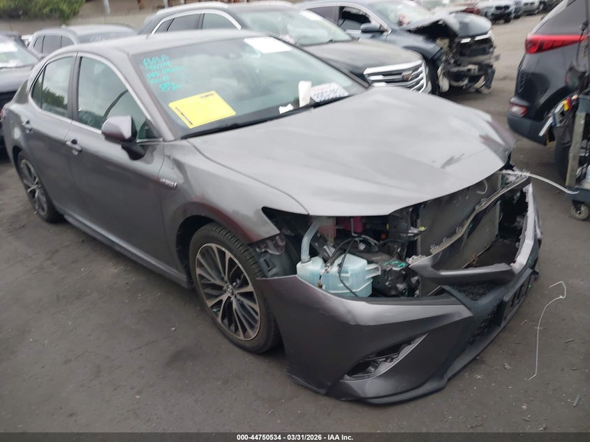 2018 Toyota Camry Hybrid Se