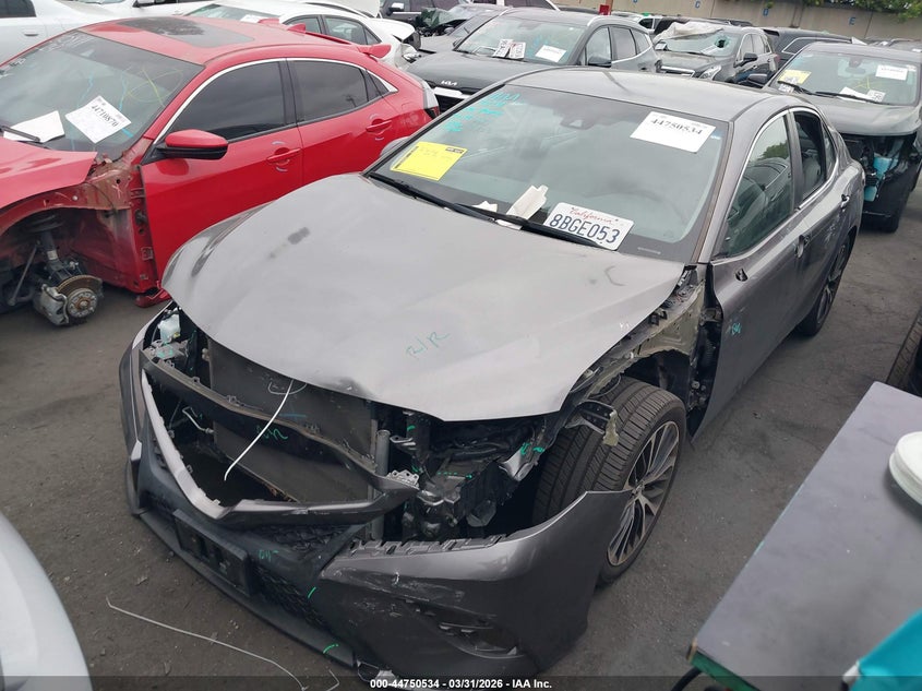 2018 Toyota Camry Hybrid Se