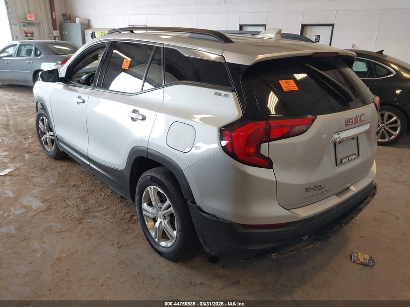 2020 GMC TERRAIN auction photo 3