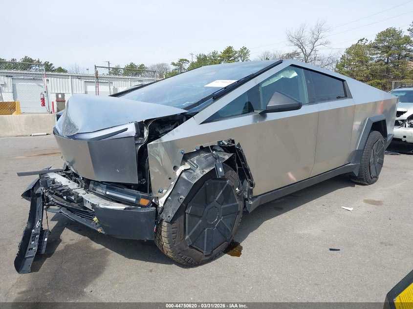 Vin: 7g2cehed4sa060001, lot: 45247815, tesla cybertruck all-wheel drive 20252
