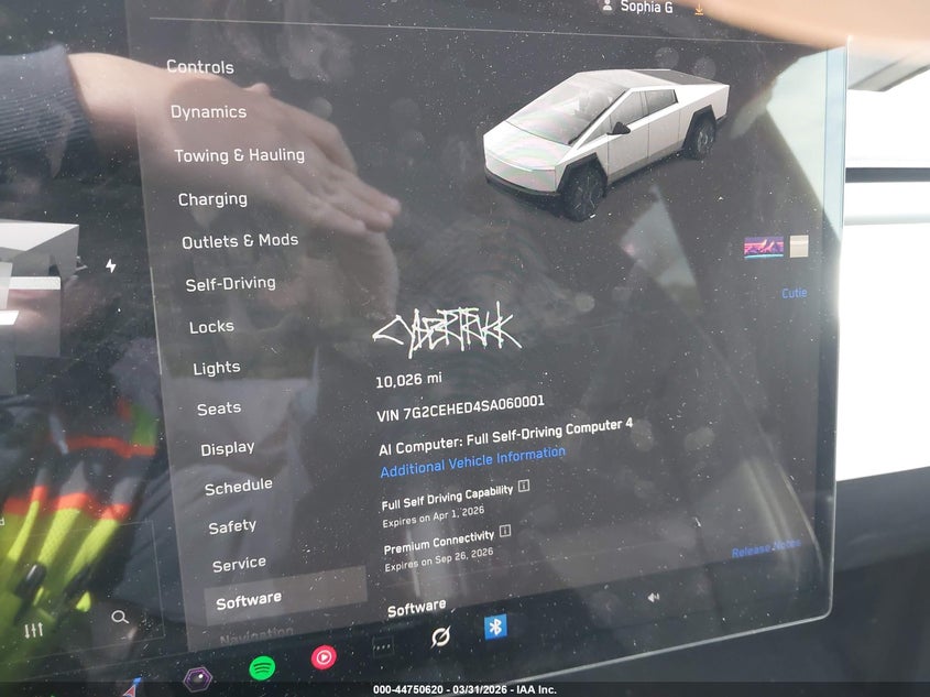 2025 Tesla Cybertruck All-Wheel Drive VIN: 7G2CEHED4SA060001 Lot: 44750620