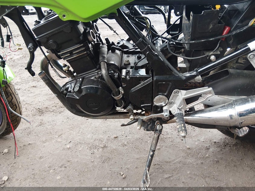 2000 Kawasaki Ex250 F VIN: JKAEXMF13YA070200 Lot: 44750639