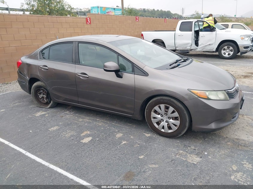 2012 Honda Civic 1.8 Lx brown Lot 111044750641 Vin 2HGFB2F5XCH589501