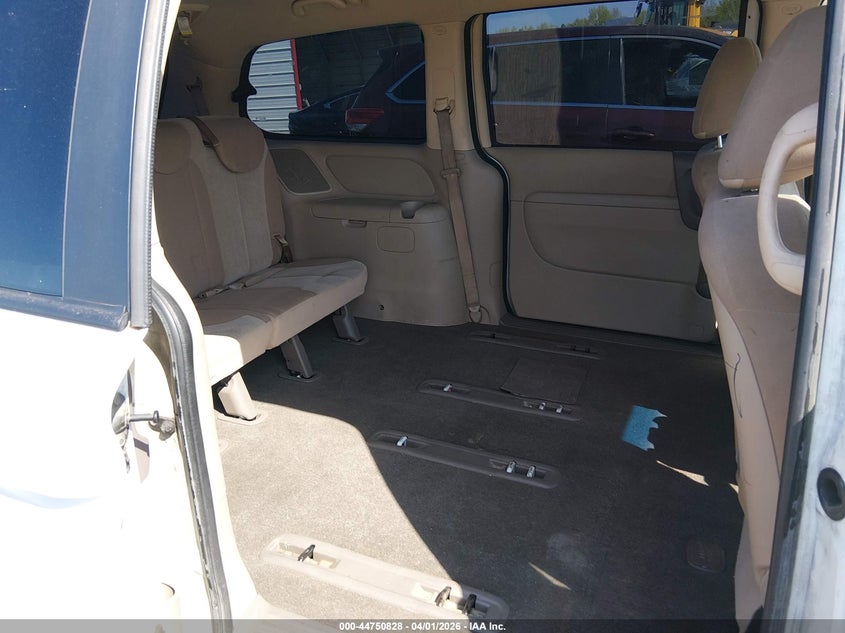 2012 Kia Sedona Lx VIN: KNDMG4C76C6465770 Lot: 44750828