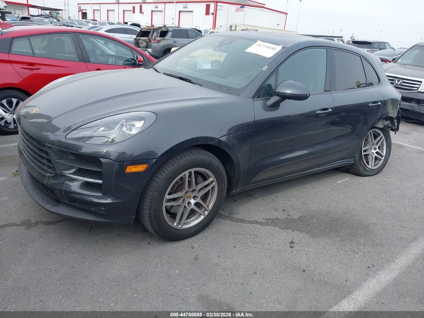 2020 Porsche Macan