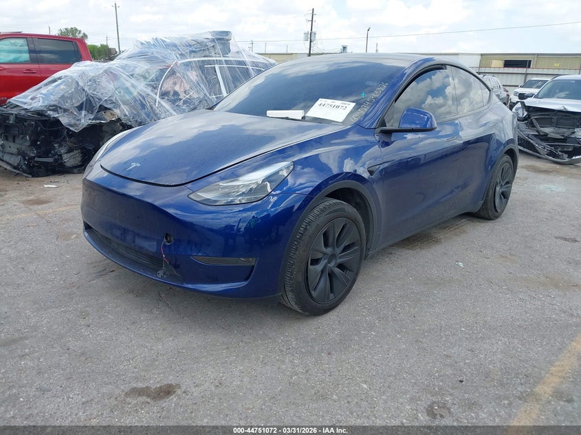 2025 TESLA MODEL Y ELECTRIC(VIN: 7SAYGDED6SA338220