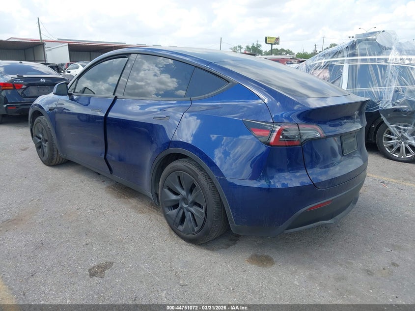 Vin: 7saygded6sa338220, lot: 45248267, tesla model y long range dual motor rear-wheel drive 20253
