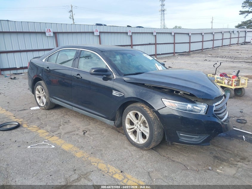 2018 Ford Taurus Sel