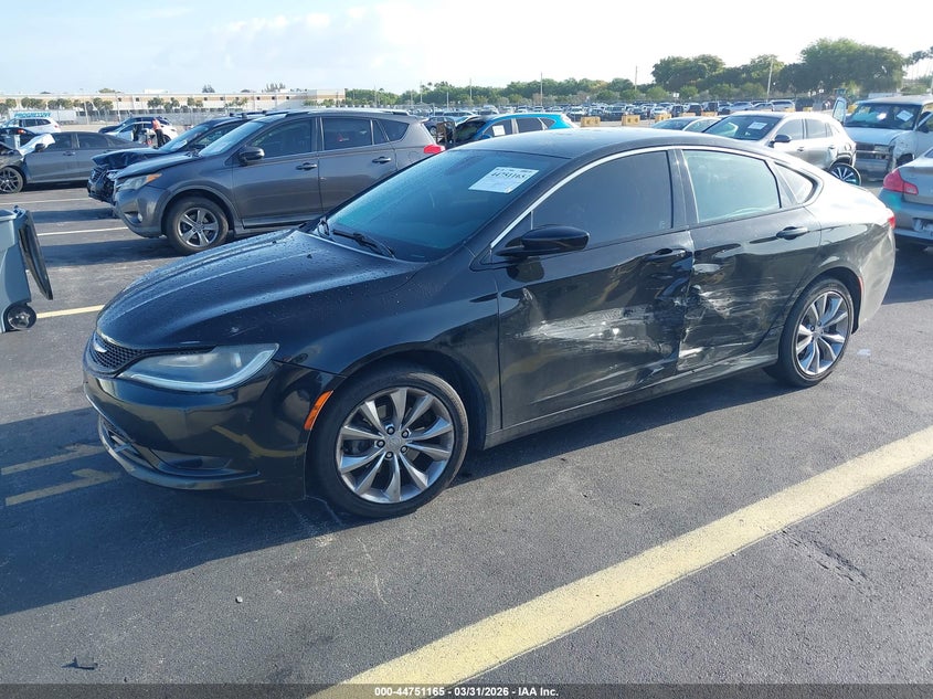 2015 Chrysler 200 S
