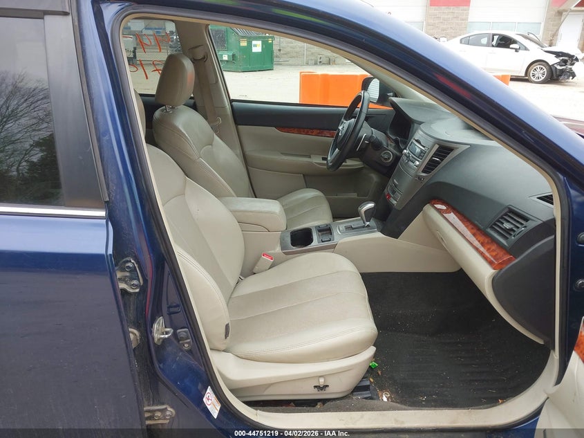 2011 Subaru Outback 2.5I Limited