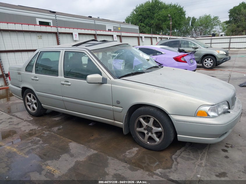 2000 Volvo S70 Se VIN: YV1LS61J1Y2633568 Lot: 44751239