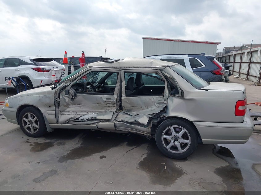 2000 Volvo S70 Se VIN: YV1LS61J1Y2633568 Lot: 44751239