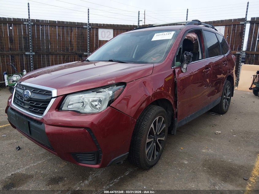 Vin: jf2sjgecxhh427055, lot: 45248444, subaru forester 2.0xt premium 20172