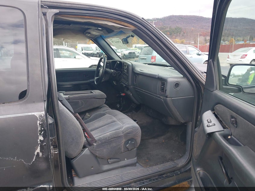 2000 CHEVROLET SILVERADO TRUCK 5.3L V-8 285HP
