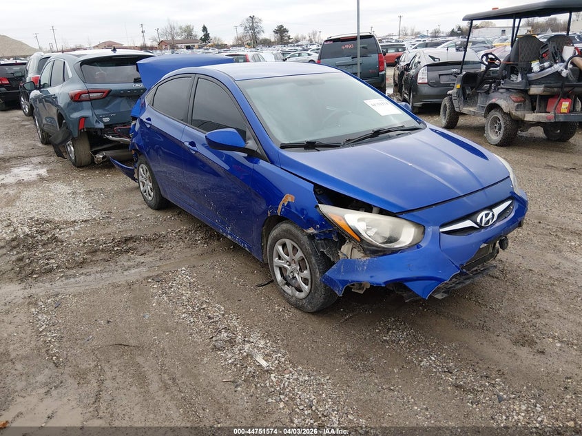 2013 HYUNDAI ACCENT GLS