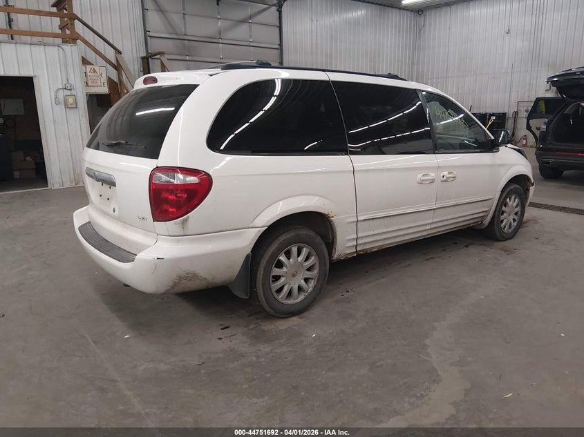 2002 Chrysler Town & Country Lxi