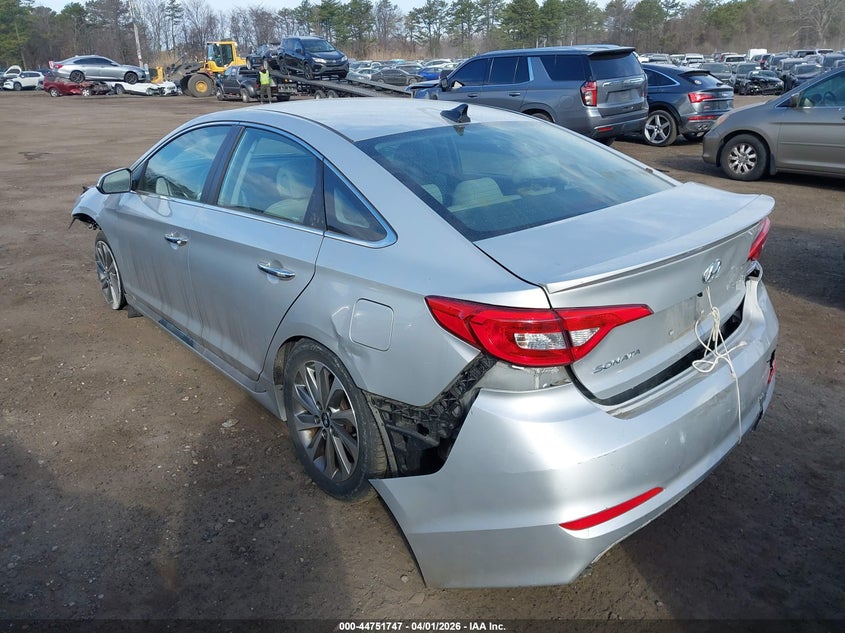 2015 HYUNDAI SONATA auction photo 3