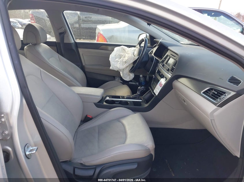 2015 HYUNDAI SONATA auction photo 5