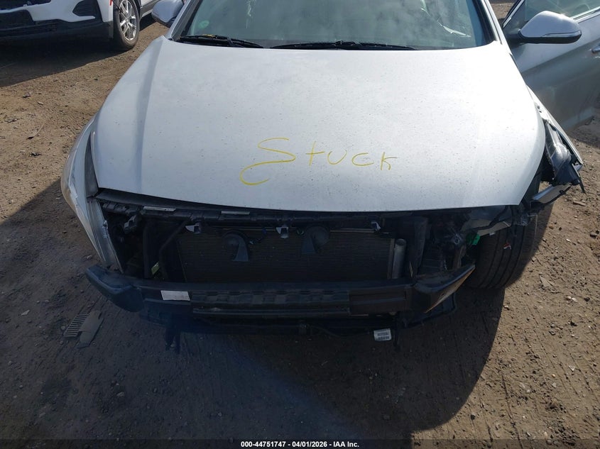2015 HYUNDAI SONATA auction photo 6