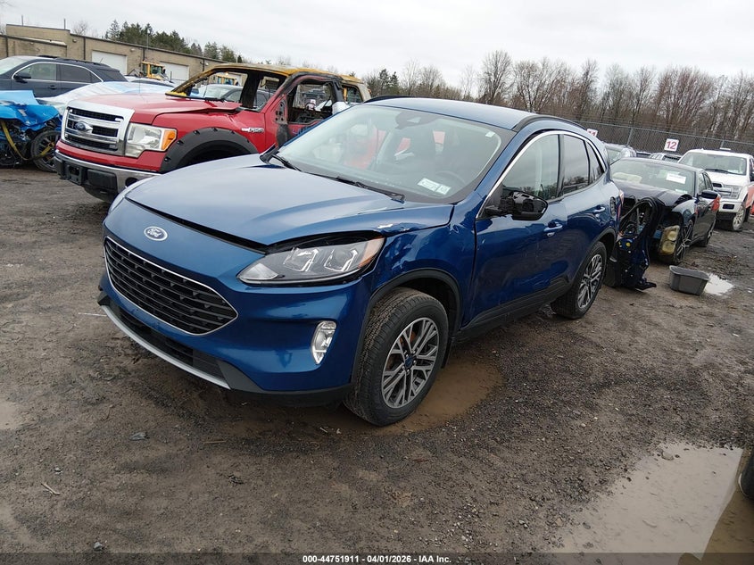 2022 Ford Escape Sel