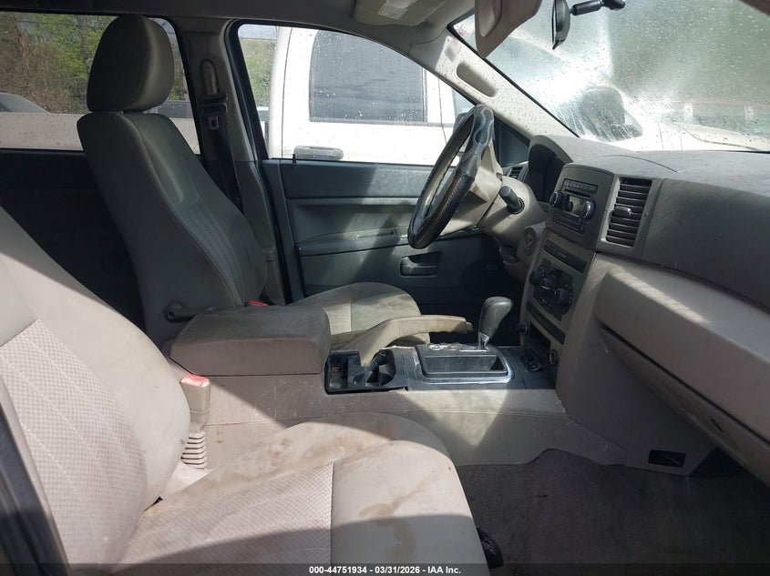 2006 Jeep Grand Cherokee Laredo