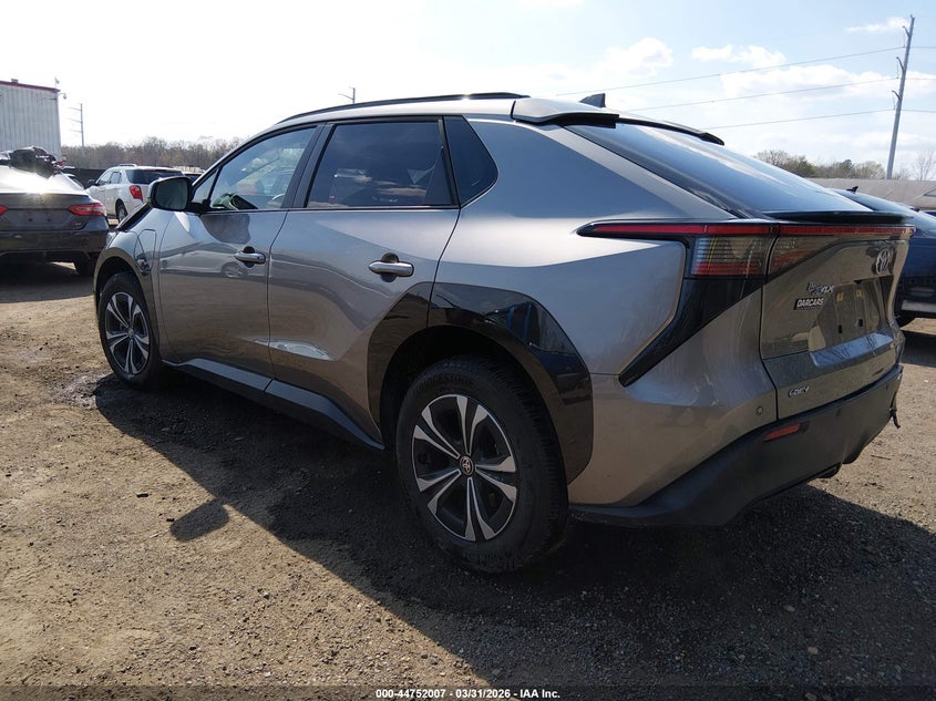 2025 TOYOTA BZ4X auction photo 3