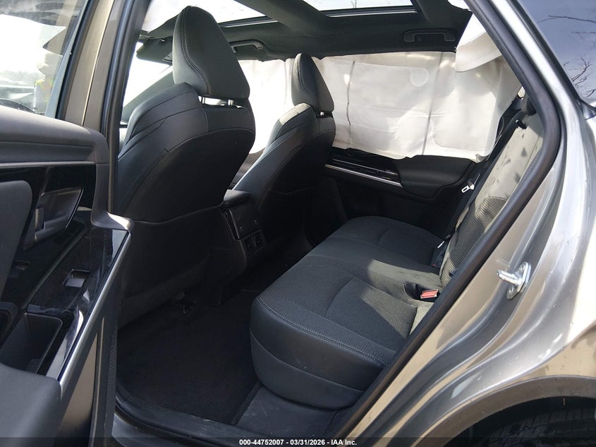 2025 TOYOTA BZ4X auction photo 8