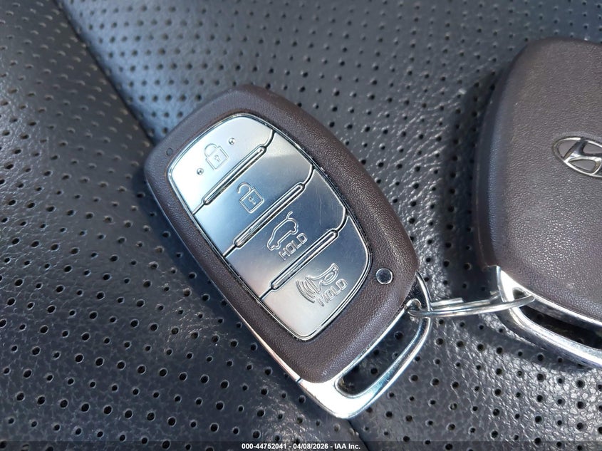 Фото 11 - HYUNDAI IONIQ ELECTRIC