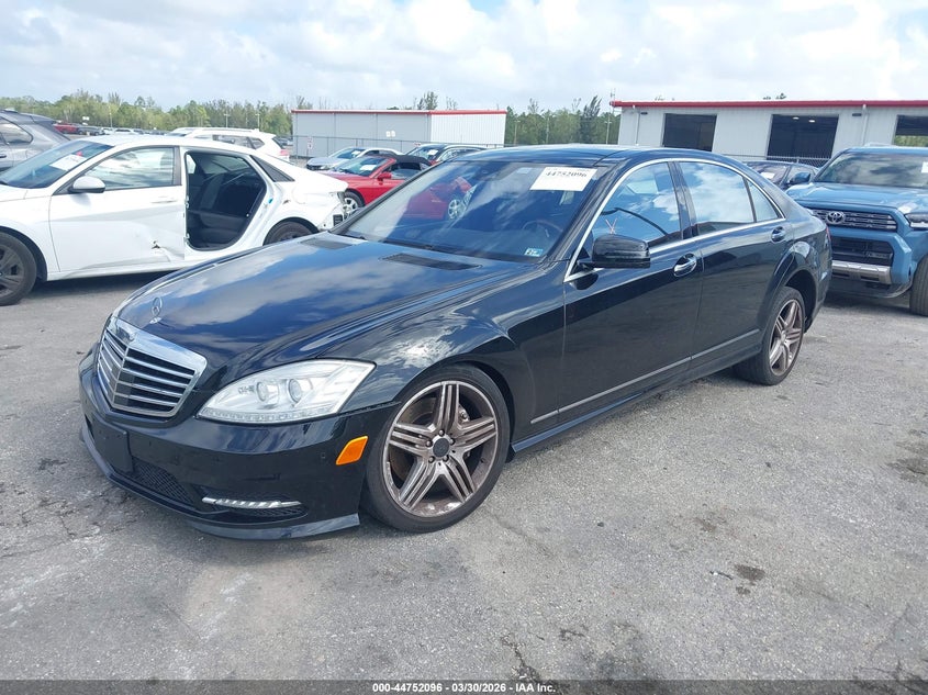 2013 Mercedes-Benz S 550 4Matic