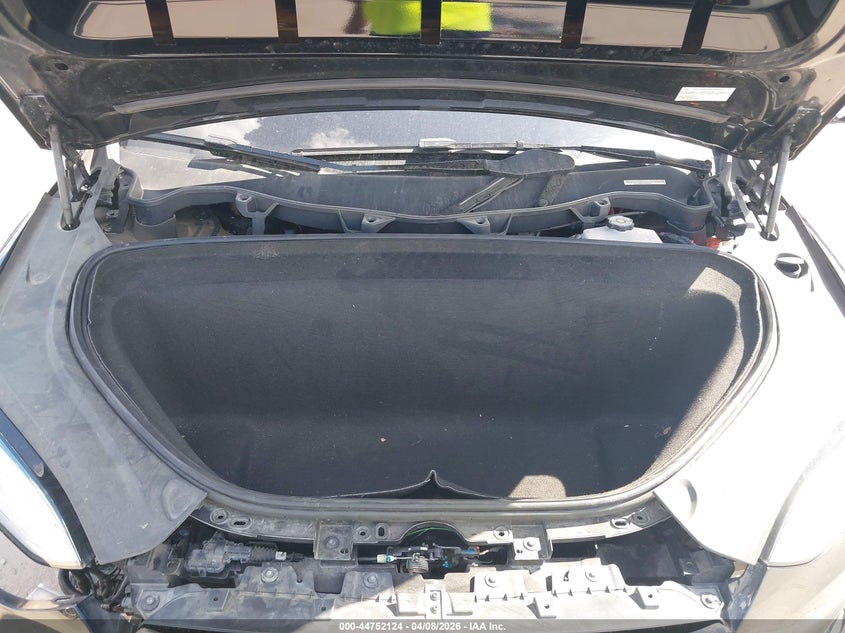 2022 Tesla Model X Plaid Tri Motor All-Wheel Drive VIN: 7SAXCBE62NF340003 Lot: 44752124