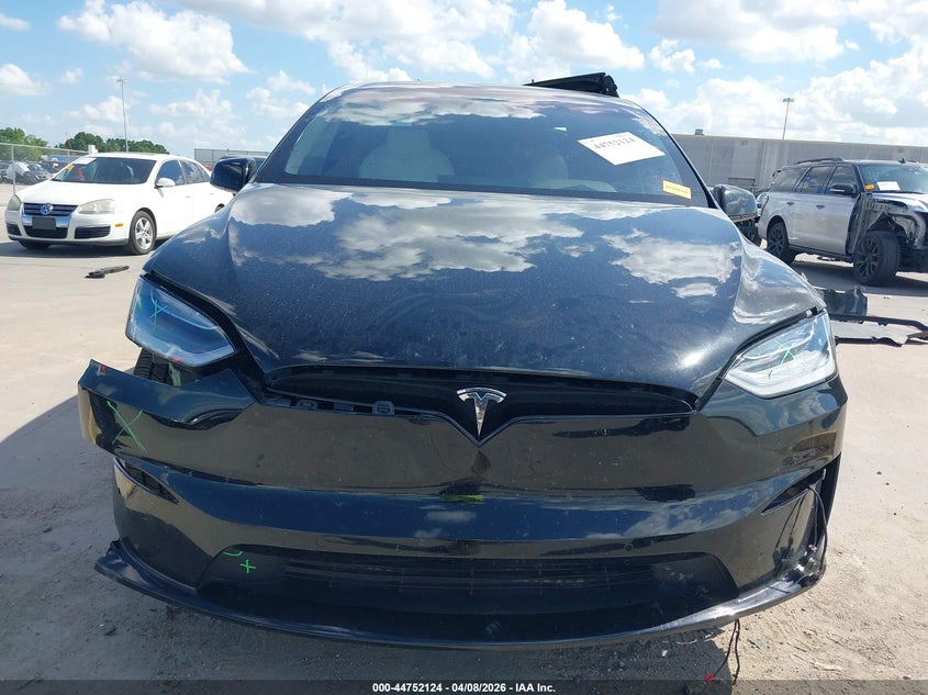 2022 Tesla Model X Plaid Tri Motor All-Wheel Drive VIN: 7SAXCBE62NF340003 Lot: 44752124