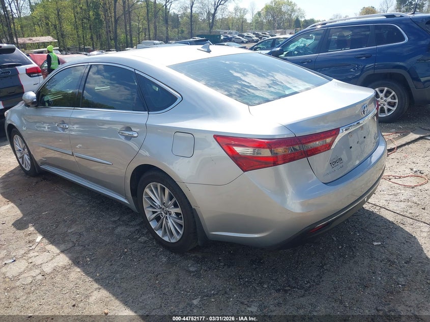 2016 Toyota Avalon Hybrid Limited