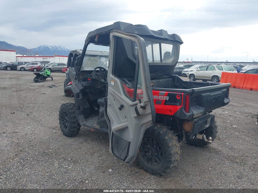 2023 Honda Sxs1000 M3