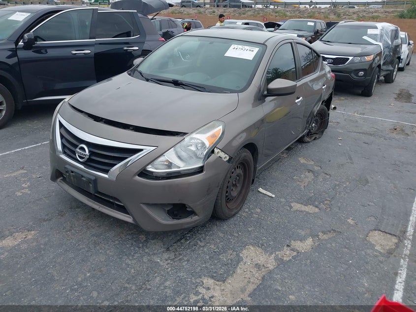 2016 Nissan Versa 1.6 Sv