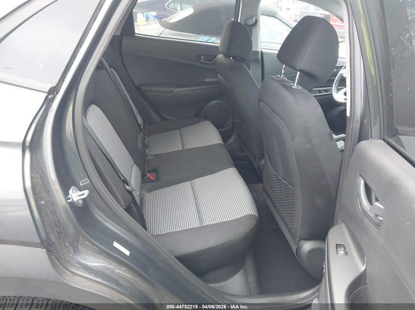 VIN KM8K22AA3MU651588 2021 HYUNDAI KONA SEL