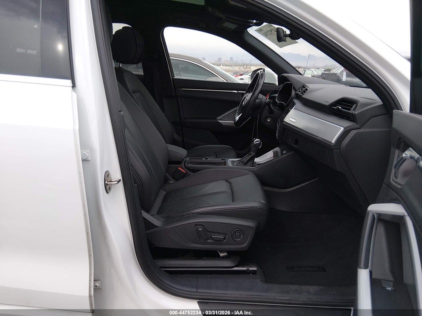 2021 Audi Q3 Premium 40 Tfsi Quattro Tiptronic
