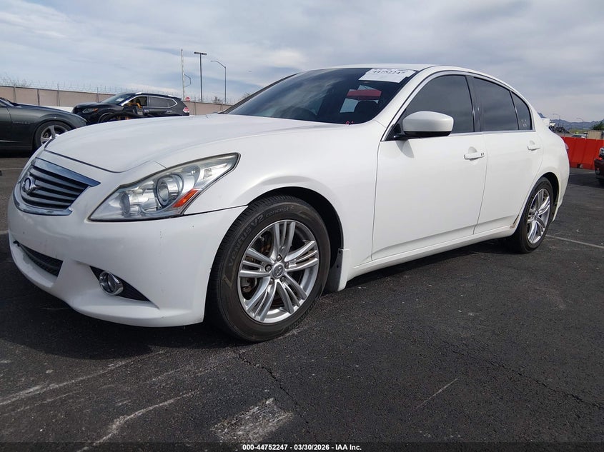 2013 Infiniti G37 Journey
