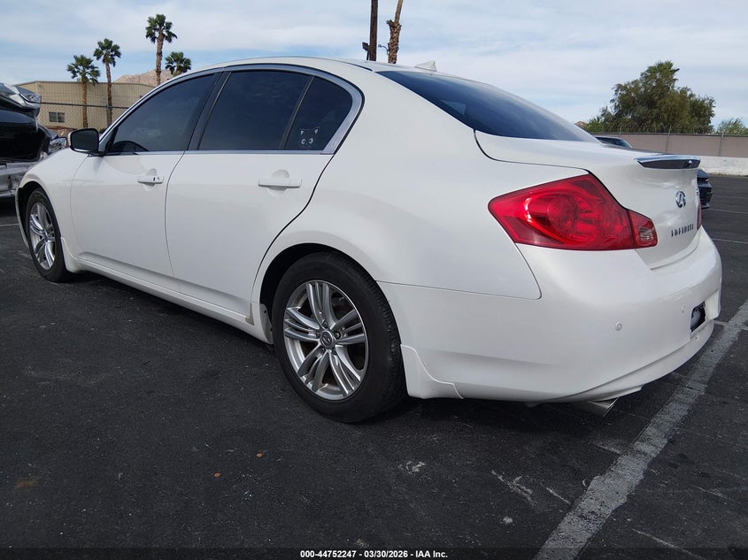 2013 Infiniti G37 Journey