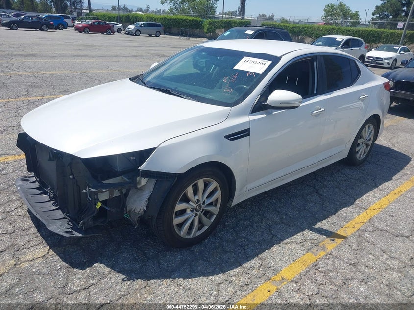 2015 Kia Optima Lx KNAGM4A7XF5615279 photo 1