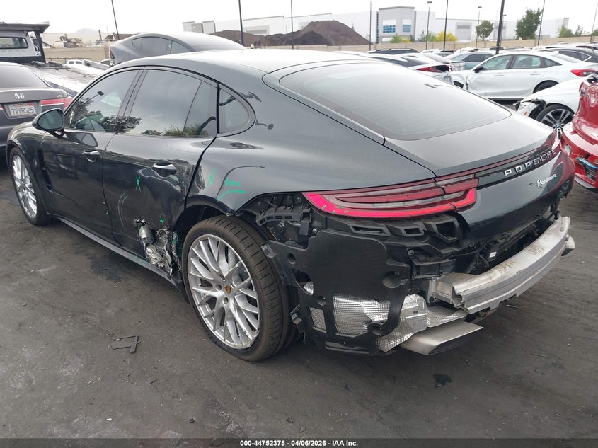 2019 Porsche Panamera 4