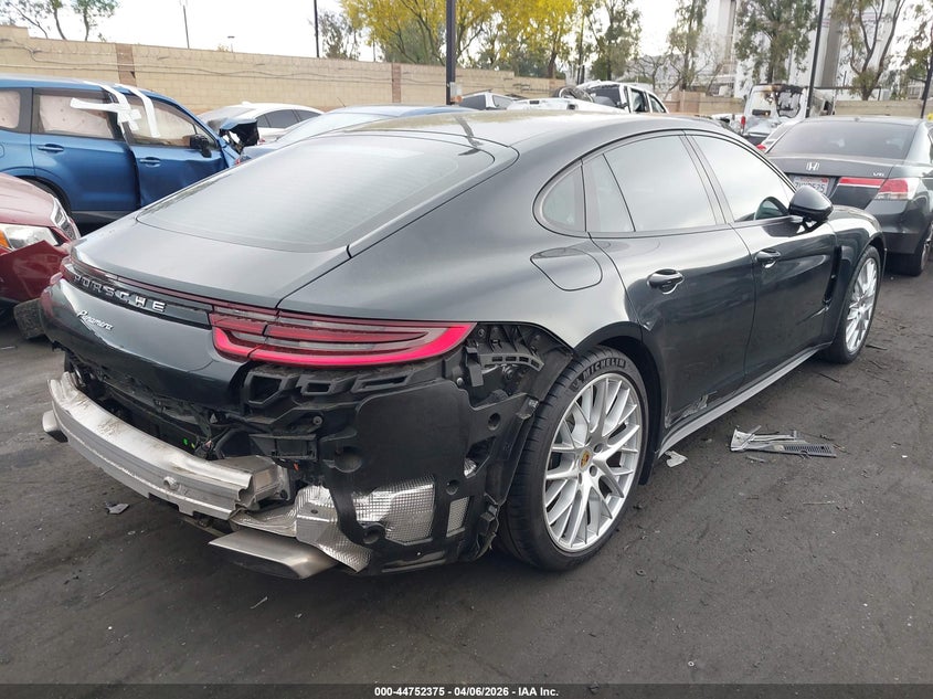 2019 Porsche Panamera 4